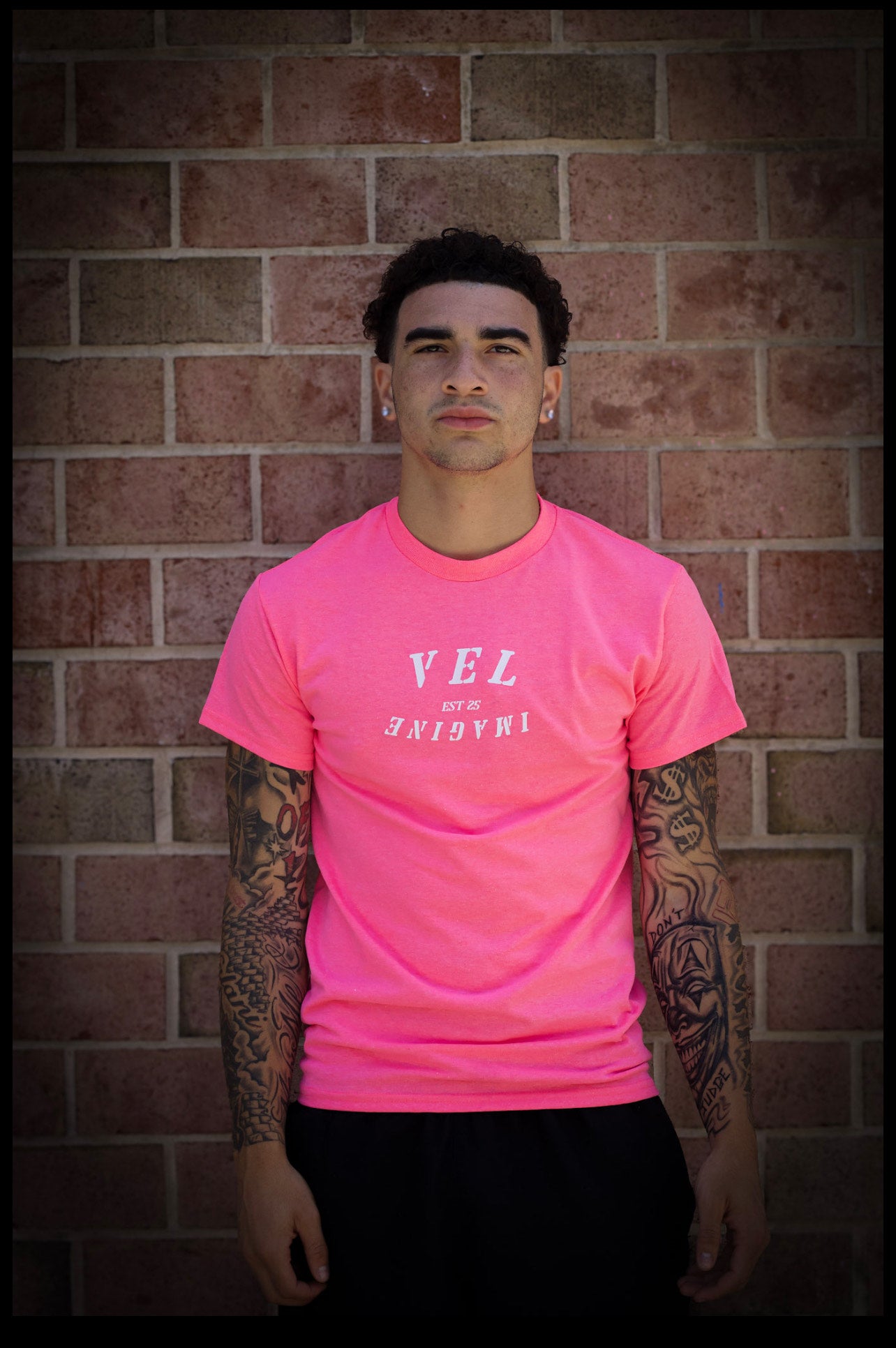 VEL Imagine EST. 25 Logo T-Shirt – Classic Streetwear in Multiple Colors