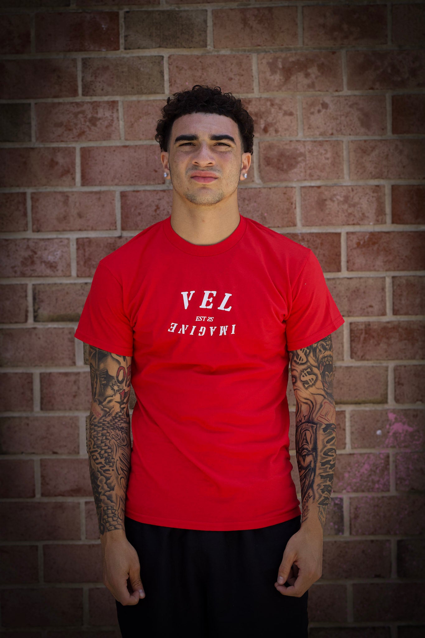VEL Imagine EST. 25 Logo T-Shirt – Classic Streetwear in Multiple Colors