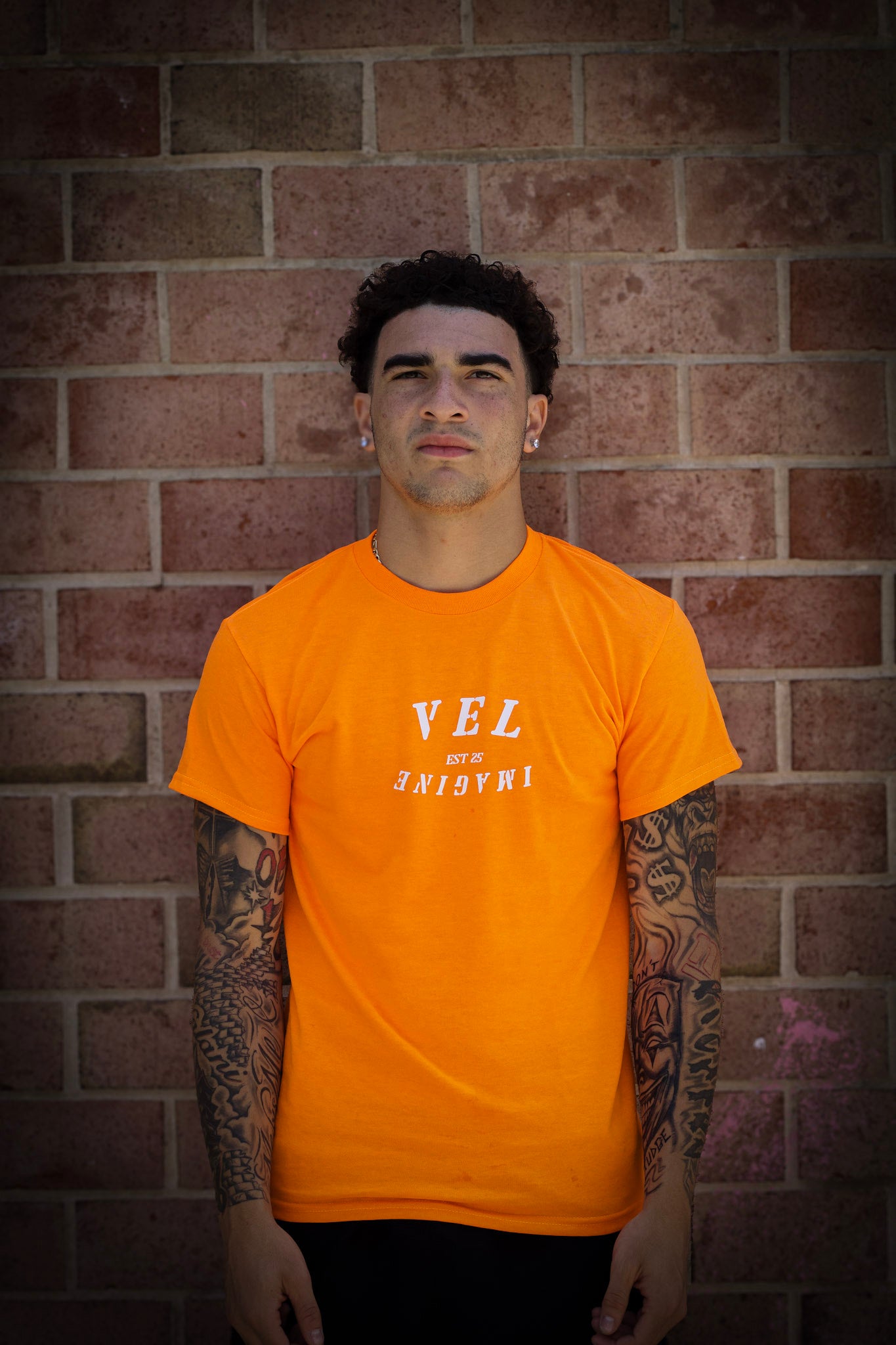 VEL Imagine EST. 25 Logo T-Shirt – Classic Streetwear in Multiple Colors