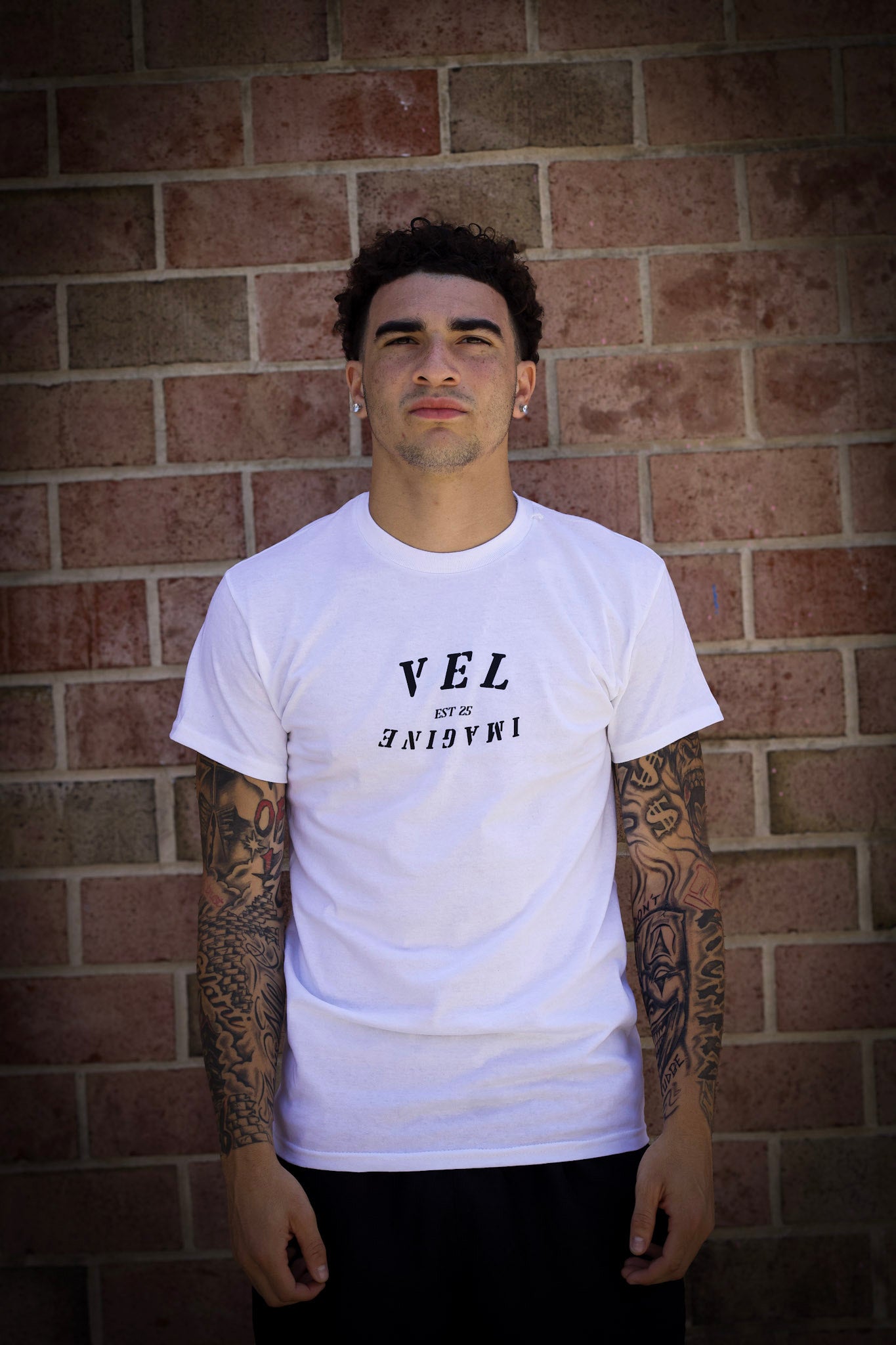 VEL Imagine EST. 25 Logo T-Shirt – Classic Streetwear in Multiple Colors
